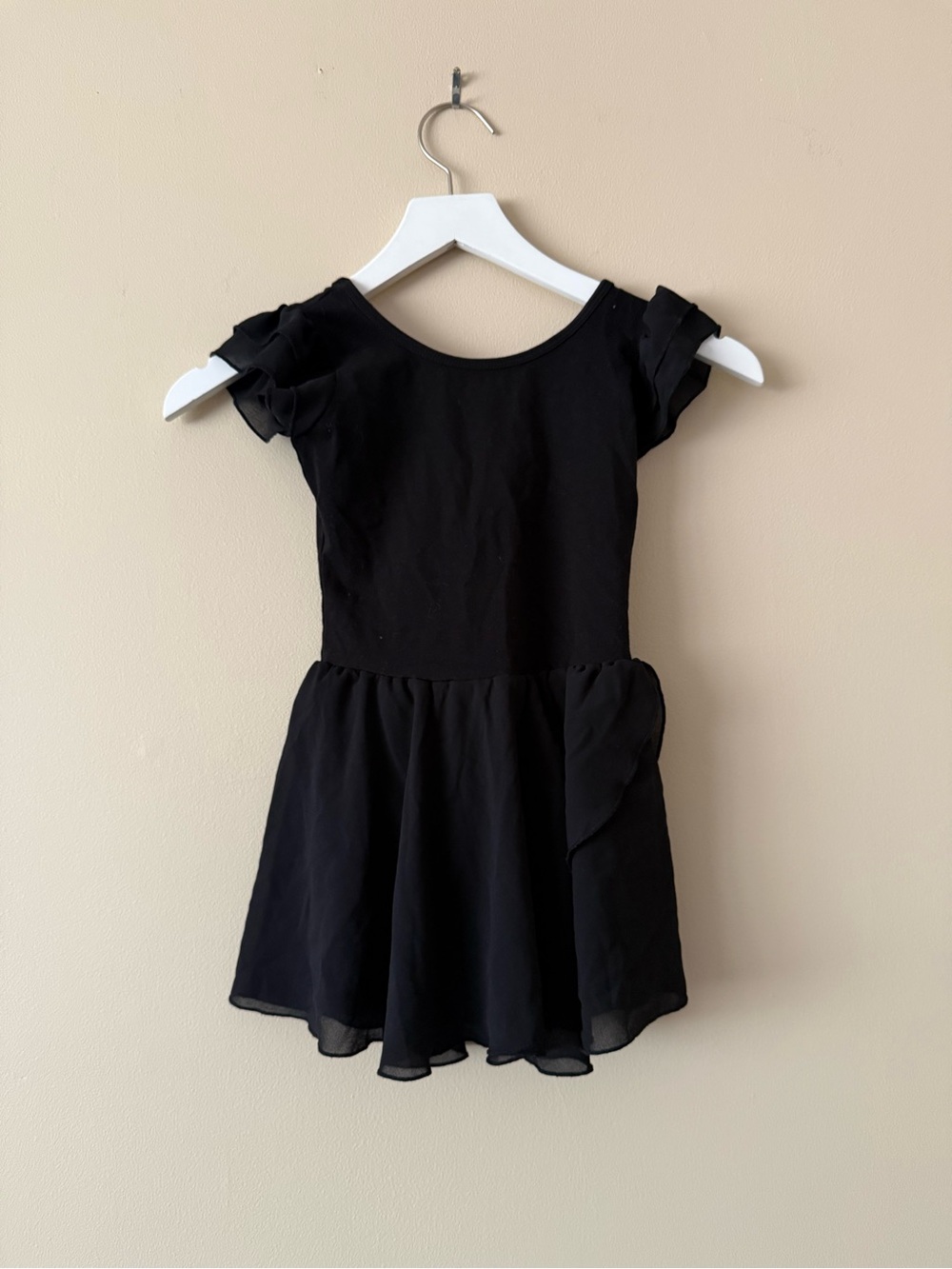 Girls Black Short Sleeve Dance Leotard Dress w/ Attached Skirt Size 6